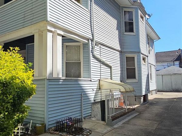 627 E 32nd Street , Brooklyn, NY 11210