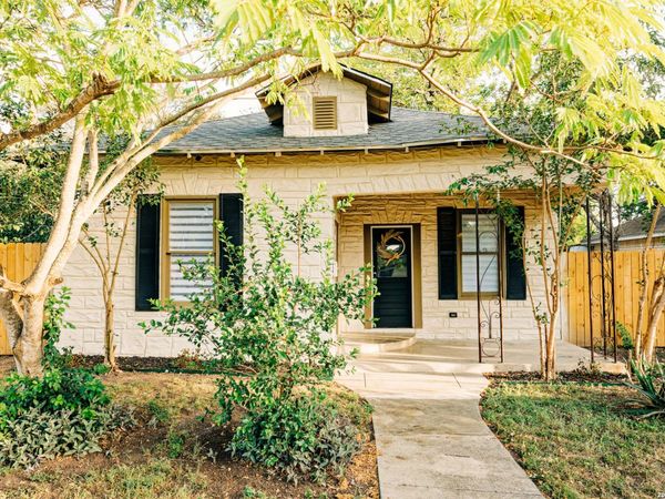 168 Halliday, San Antonio, TX 78210