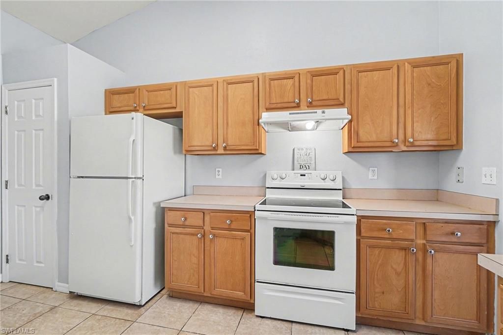 18231 Beauty Berry Ct, Lehigh Acres, FL 33972 Photo