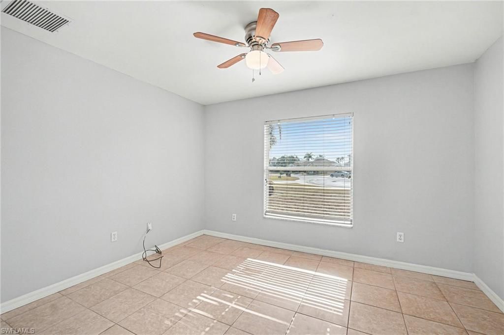 18231 Beauty Berry Ct, Lehigh Acres, FL 33972 Photo