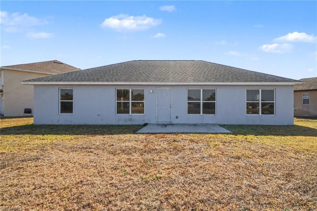 18231 Beauty Berry Ct, Lehigh Acres, FL 33972 Photo