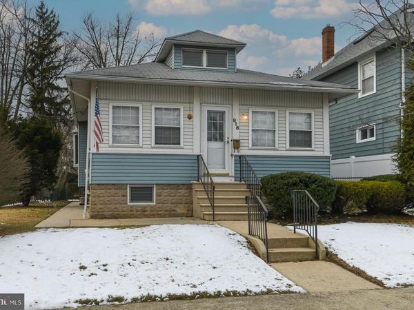 918 HIGHLAND BOULEVARD, GLOUCESTER CITY, NJ 08030