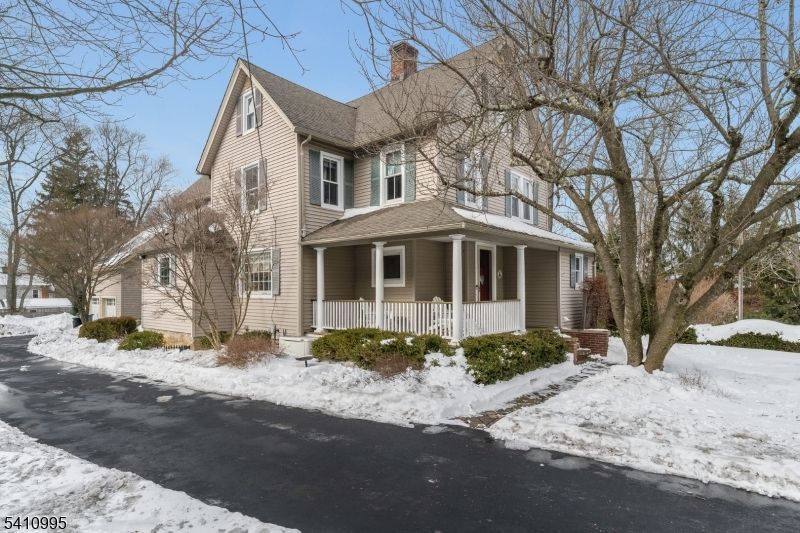 3 New St, Mendham, NJ 07945 Main Photo