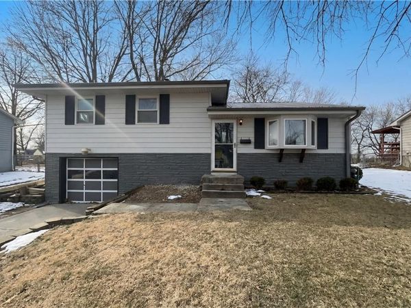 5342 N Palmer Avenue, Kansas City, MO 64119