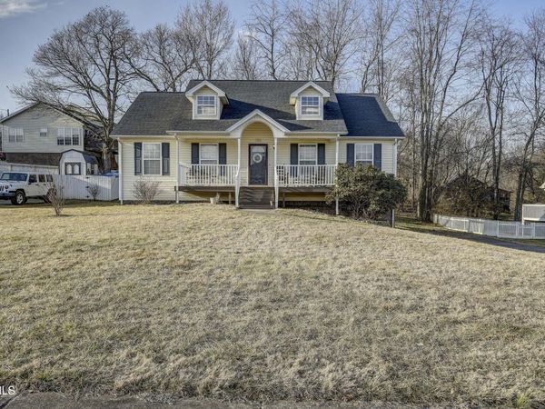 103 Judd Lane, Johnson City, TN 37604