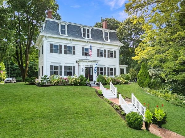 51 High St, Newburyport, MA 01950