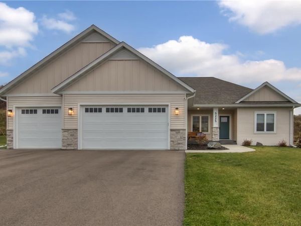 E5225 Queens Drive, Eleva, WI 54738