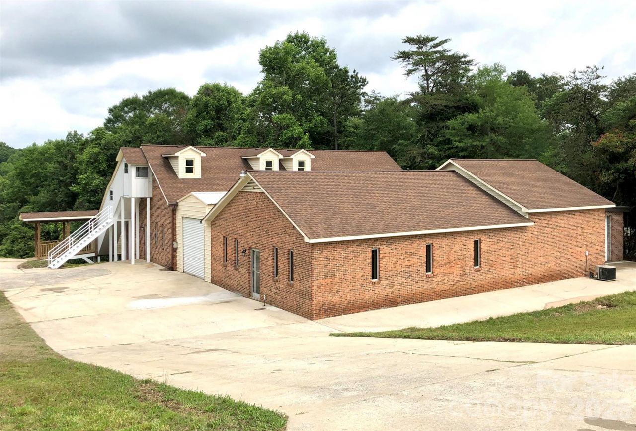 1222 Hardin Road, Dallas, NC 28034 Main Photo