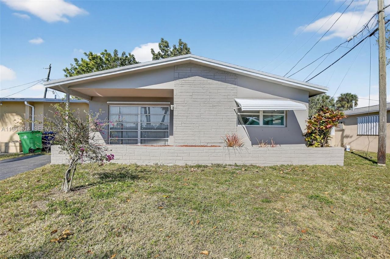 6853 NW 26th Ct, Sunrise, FL 33313 Photo