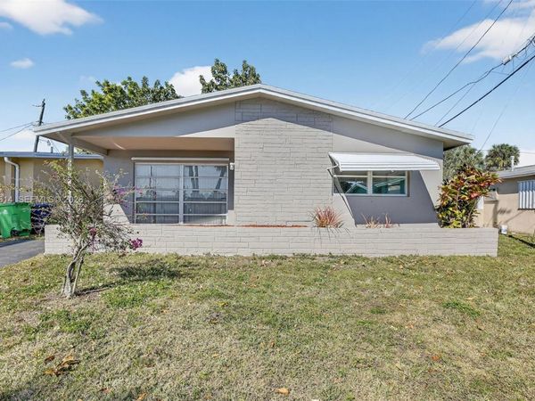 6853 NW 26th Ct, Sunrise, FL 33313