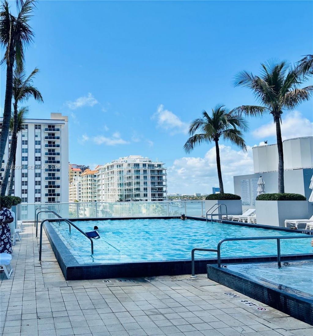 3101 Bayshore Dr, Unit 2202, Fort Lauderdale, FL 33304 Photo