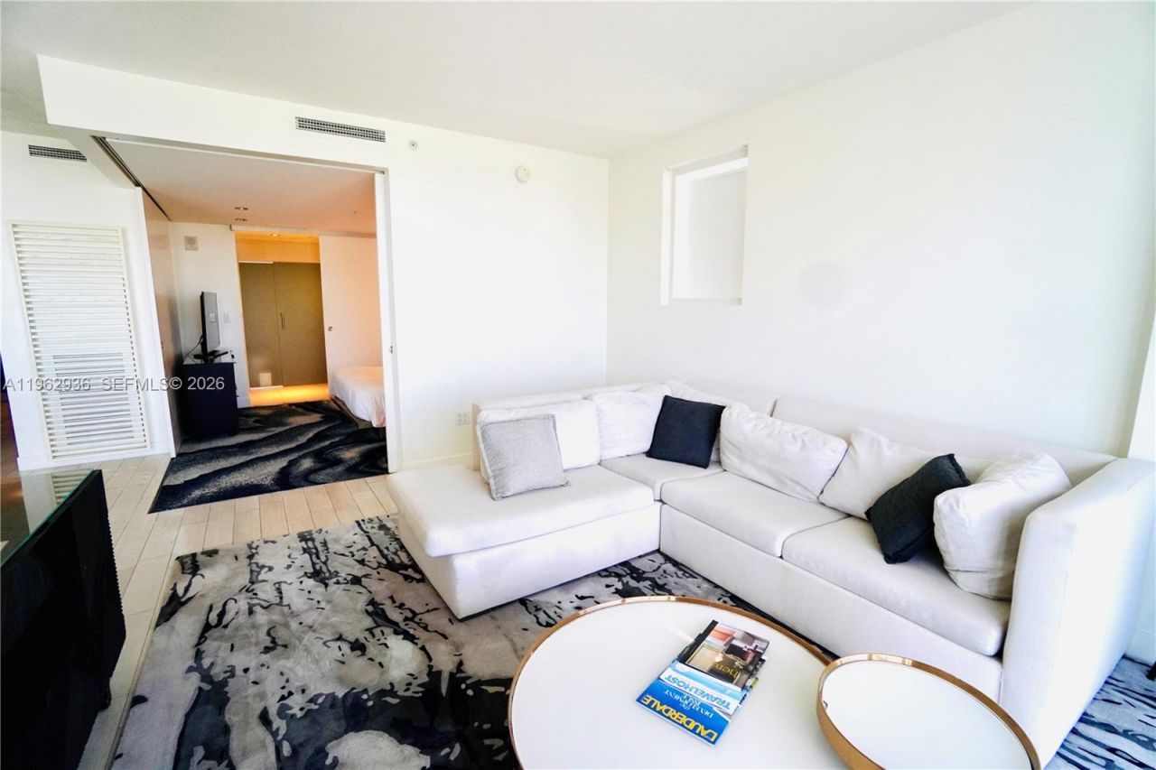 3101 Bayshore Dr, Unit 2202, Fort Lauderdale, FL 33304 Photo