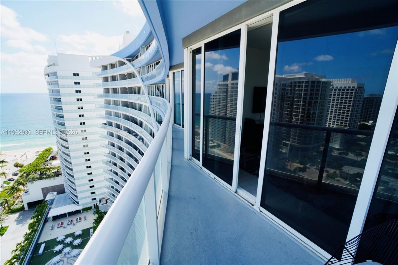 3101 Bayshore Dr, Unit 2202, Fort Lauderdale, FL 33304 Photo