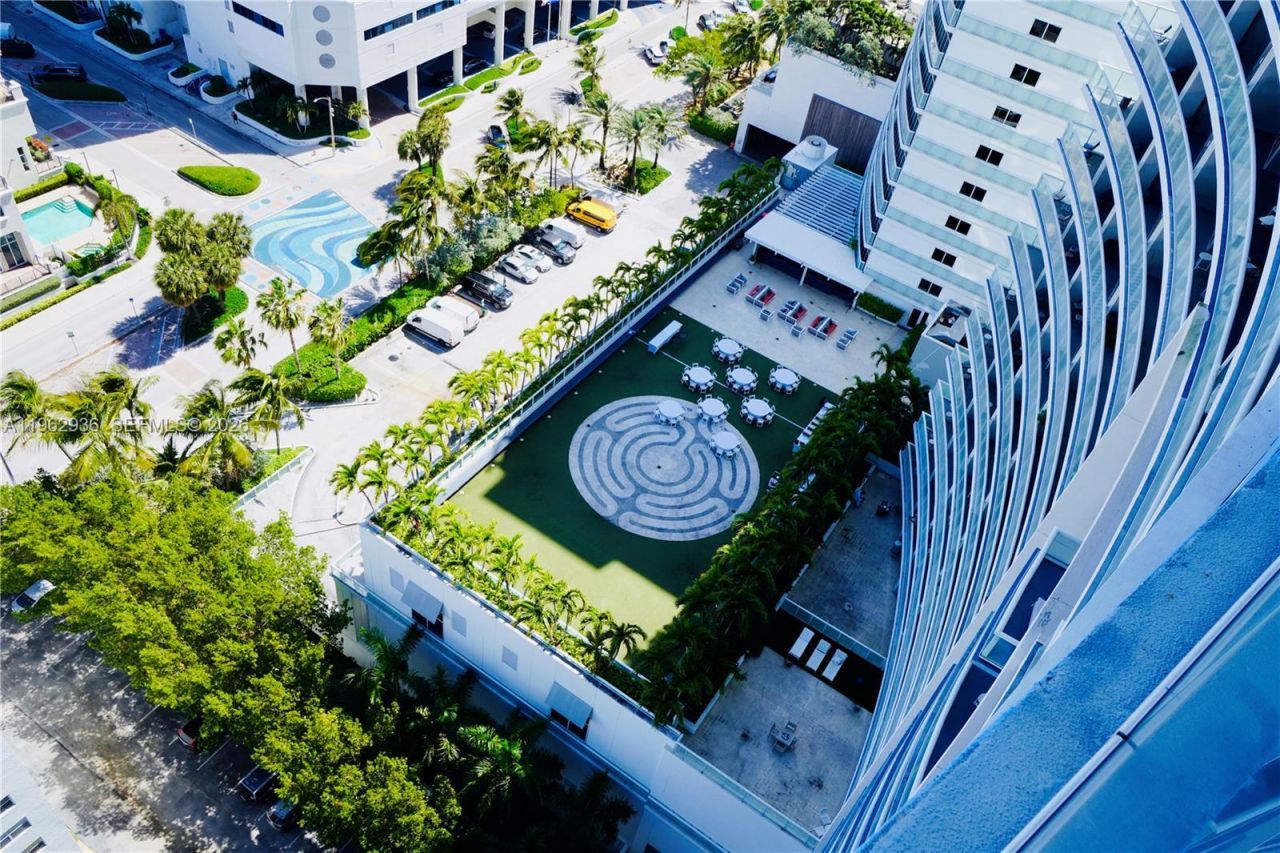 3101 Bayshore Dr, Unit 2202, Fort Lauderdale, FL 33304 Photo