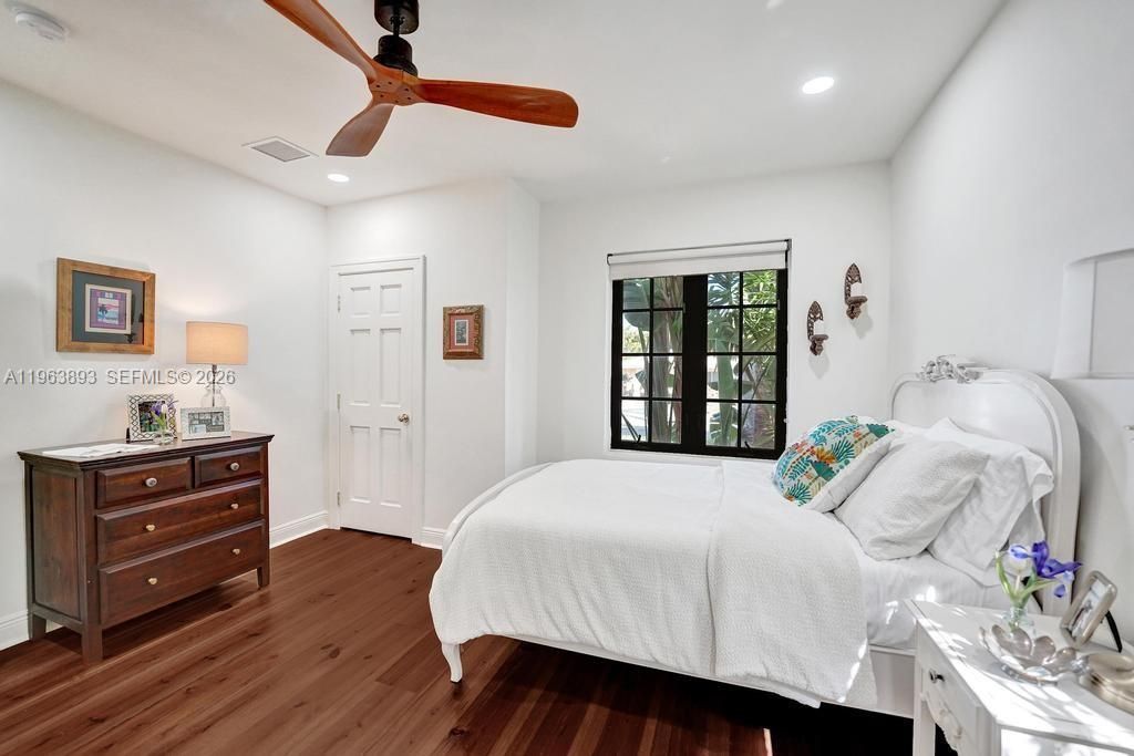 1028 Tyler St, Hollywood, FL 33019 Photo