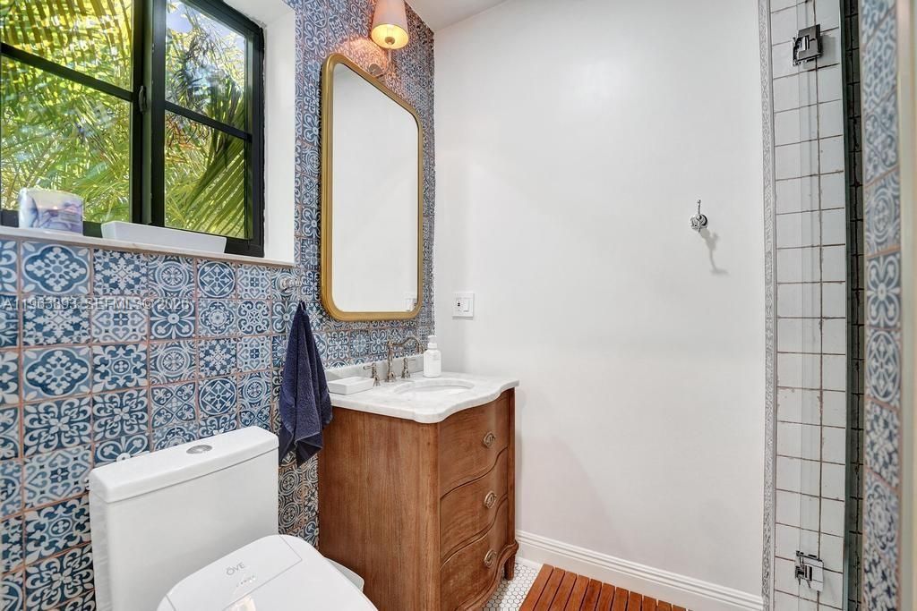 1028 Tyler St, Hollywood, FL 33019 Photo