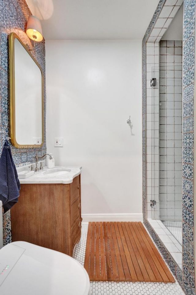 1028 Tyler St, Hollywood, FL 33019 Photo