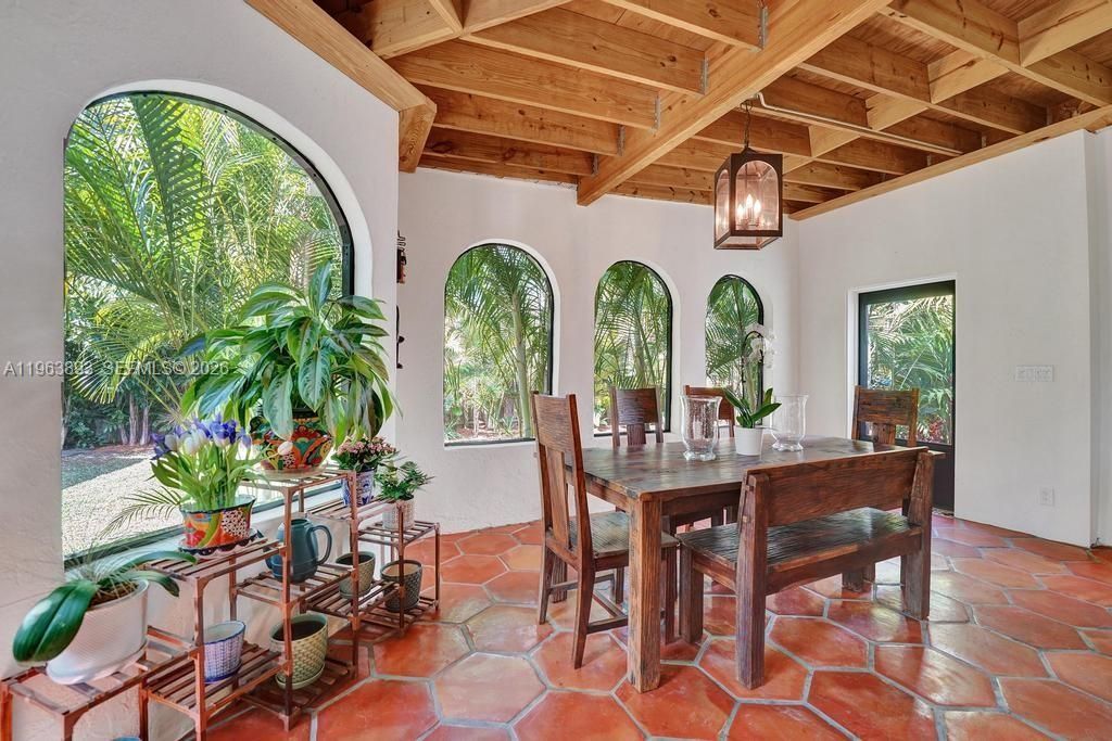 1028 Tyler St, Hollywood, FL 33019 Photo