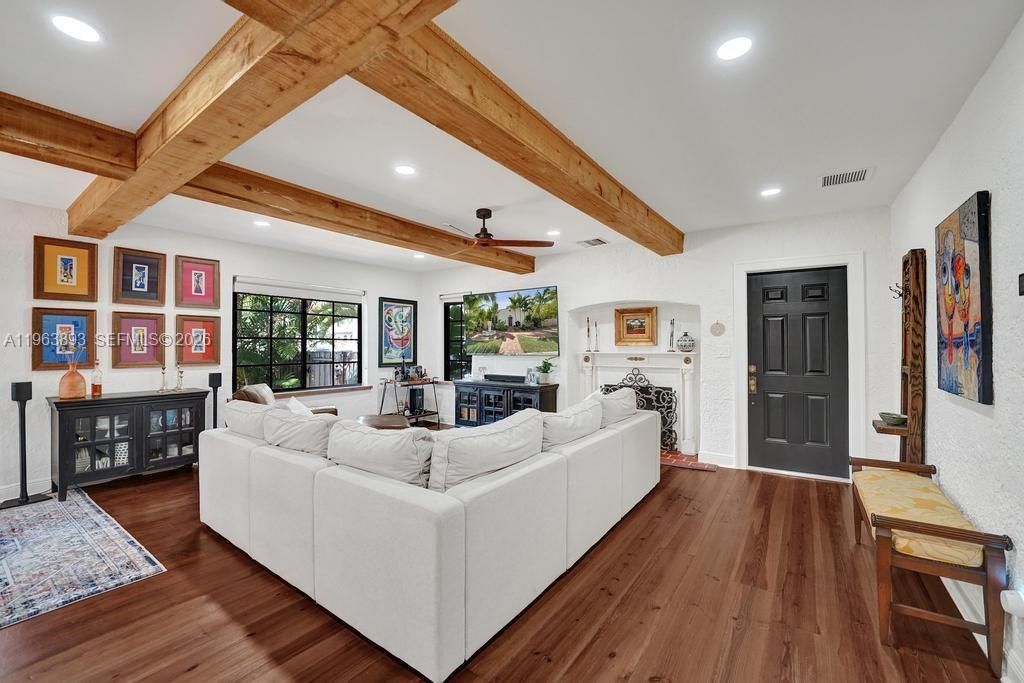 1028 Tyler St, Hollywood, FL 33019 Photo