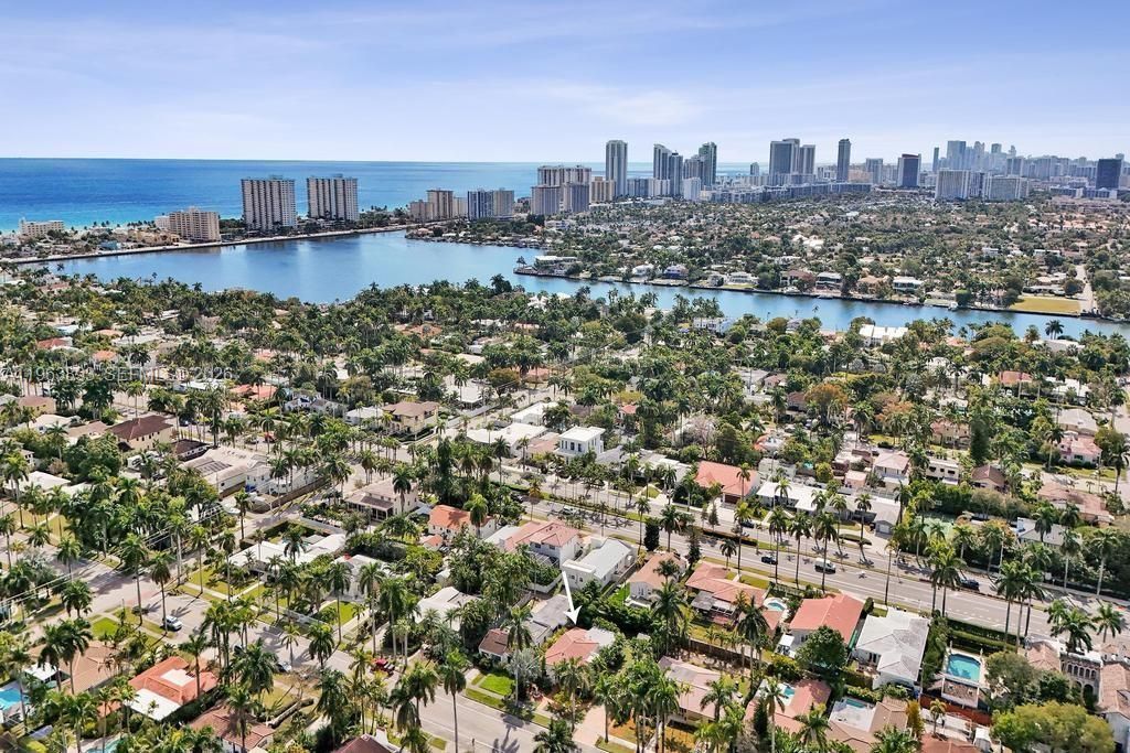 1028 Tyler St, Hollywood, FL 33019 Photo