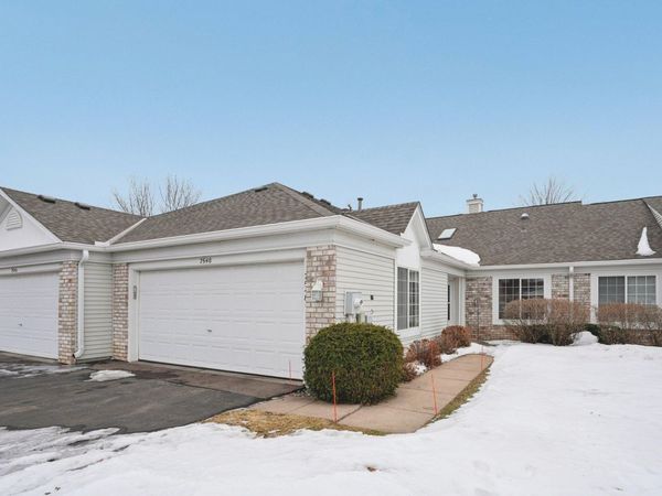 7548 Ojibway Park Bay, Woodbury, MN 55125