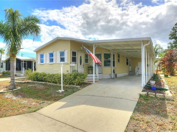 5439 Bannock Street, Micco, FL 32976