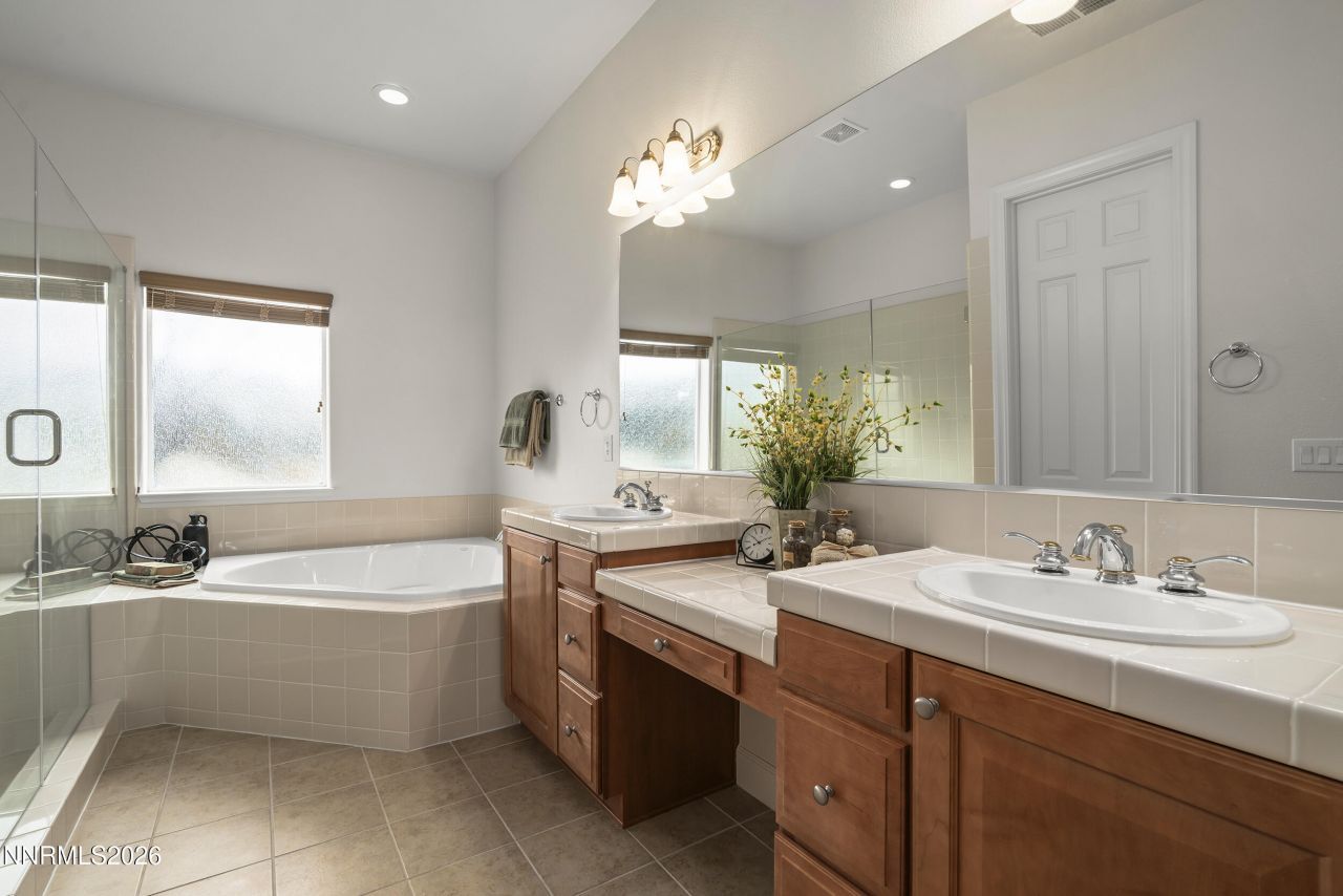 4600 Cobra Drive, Sparks, NV 89436 Photo