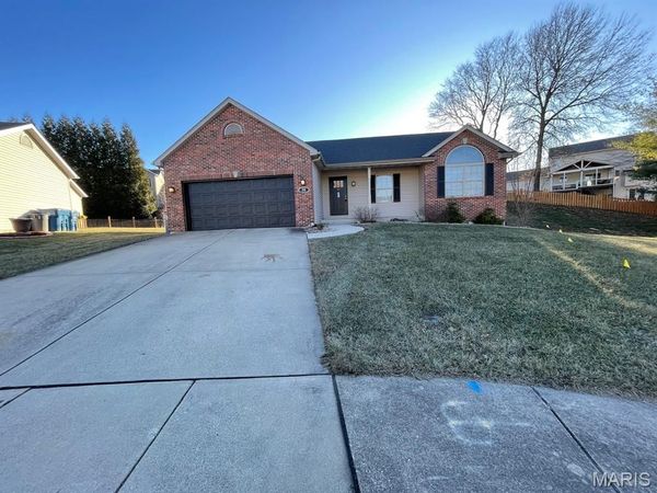 20 Delta Drive, Collinsville, IL 62234