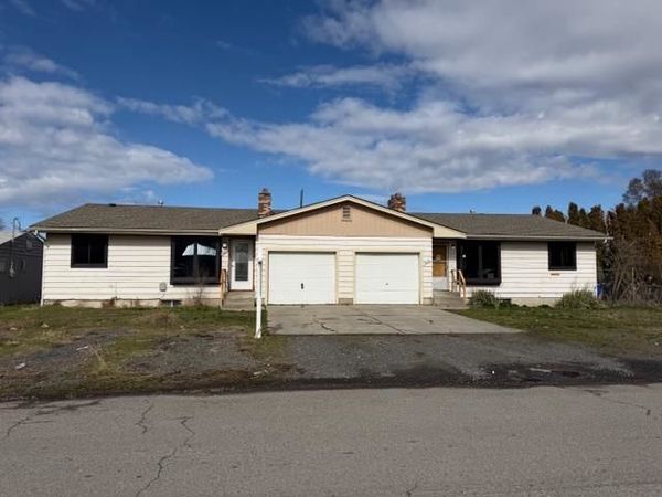 4609 E 2nd Ave, Spokane Valley, WA 99212