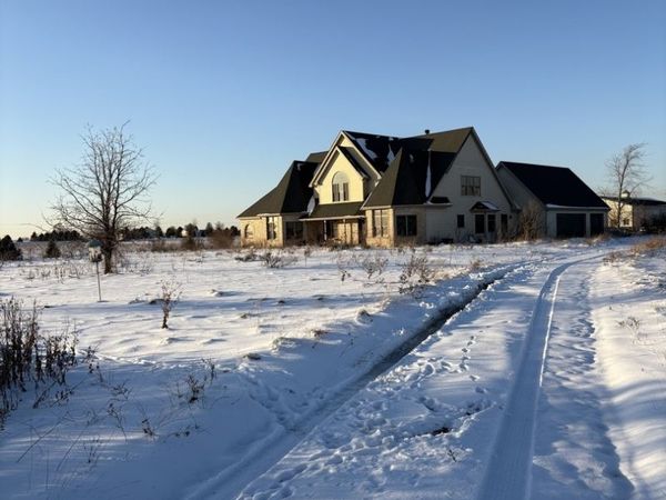 Beecher, IL 60401