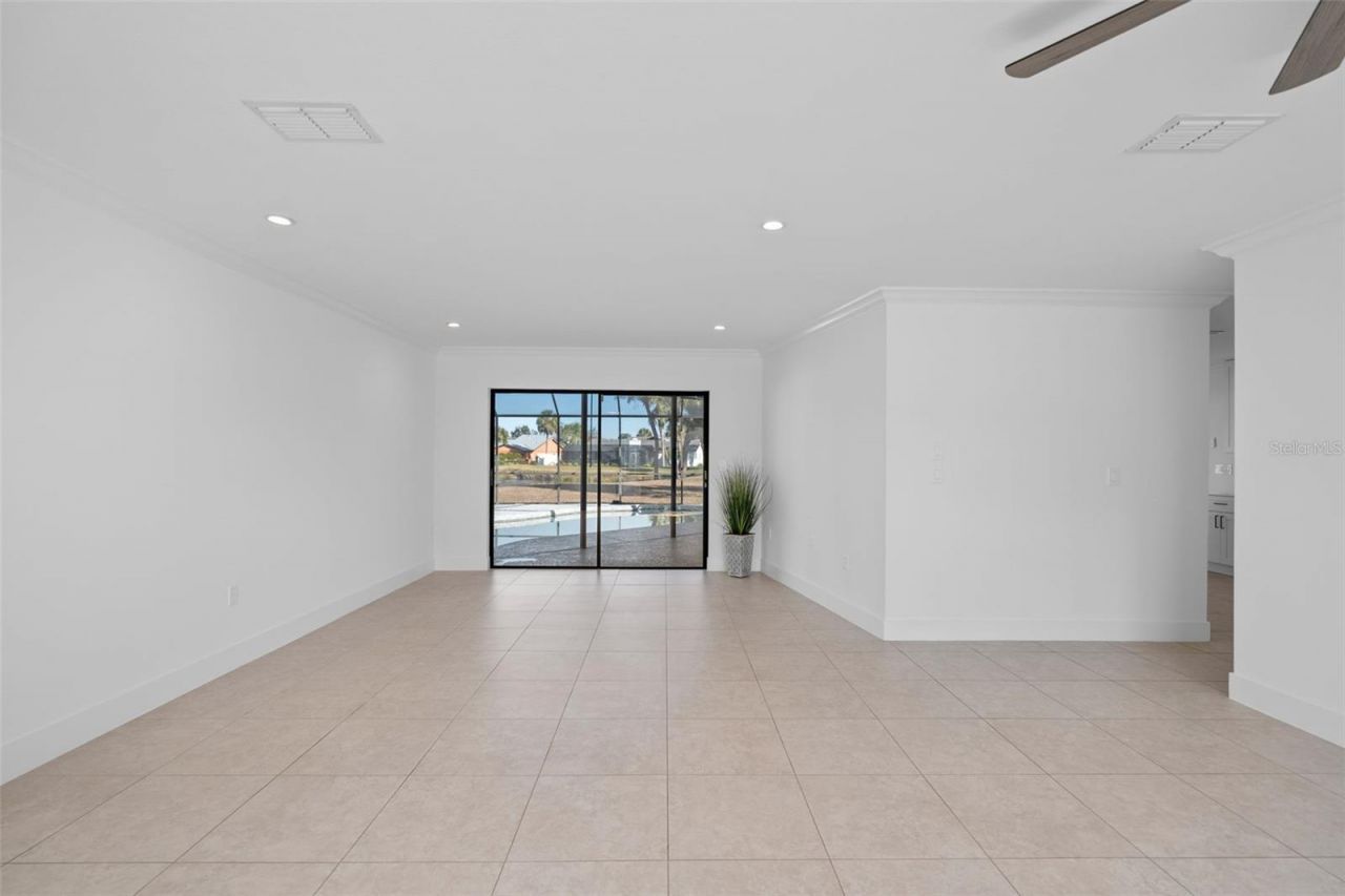 3872 Kingston Boulevard, Sarasota, FL 34238 Photo