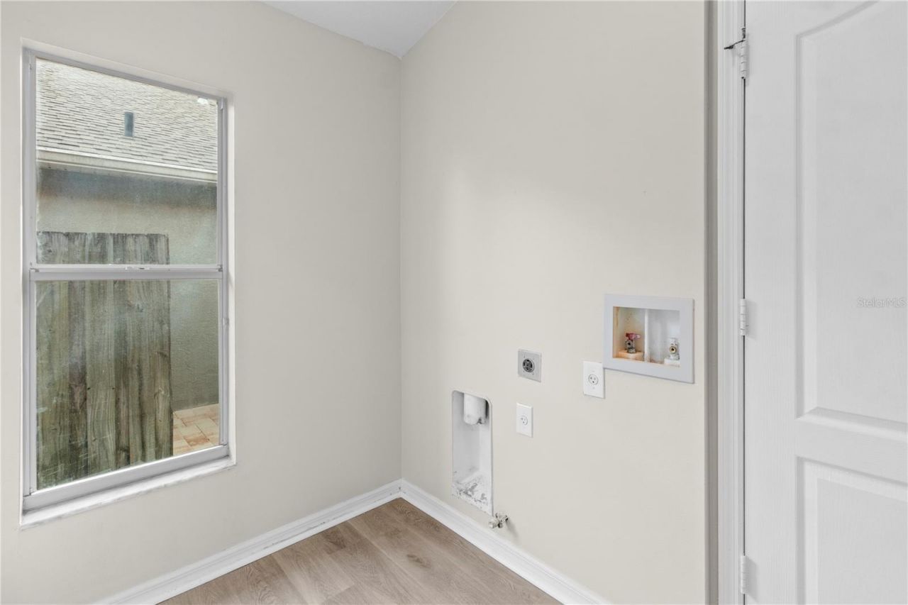 723 Erik Lake Road, Brandon, FL 33510 Photo