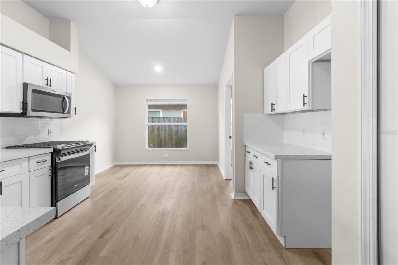 723 Erik Lake Road, Brandon, FL 33510 Photo