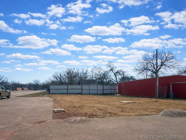 301 W 12th, Ada, OK 74820