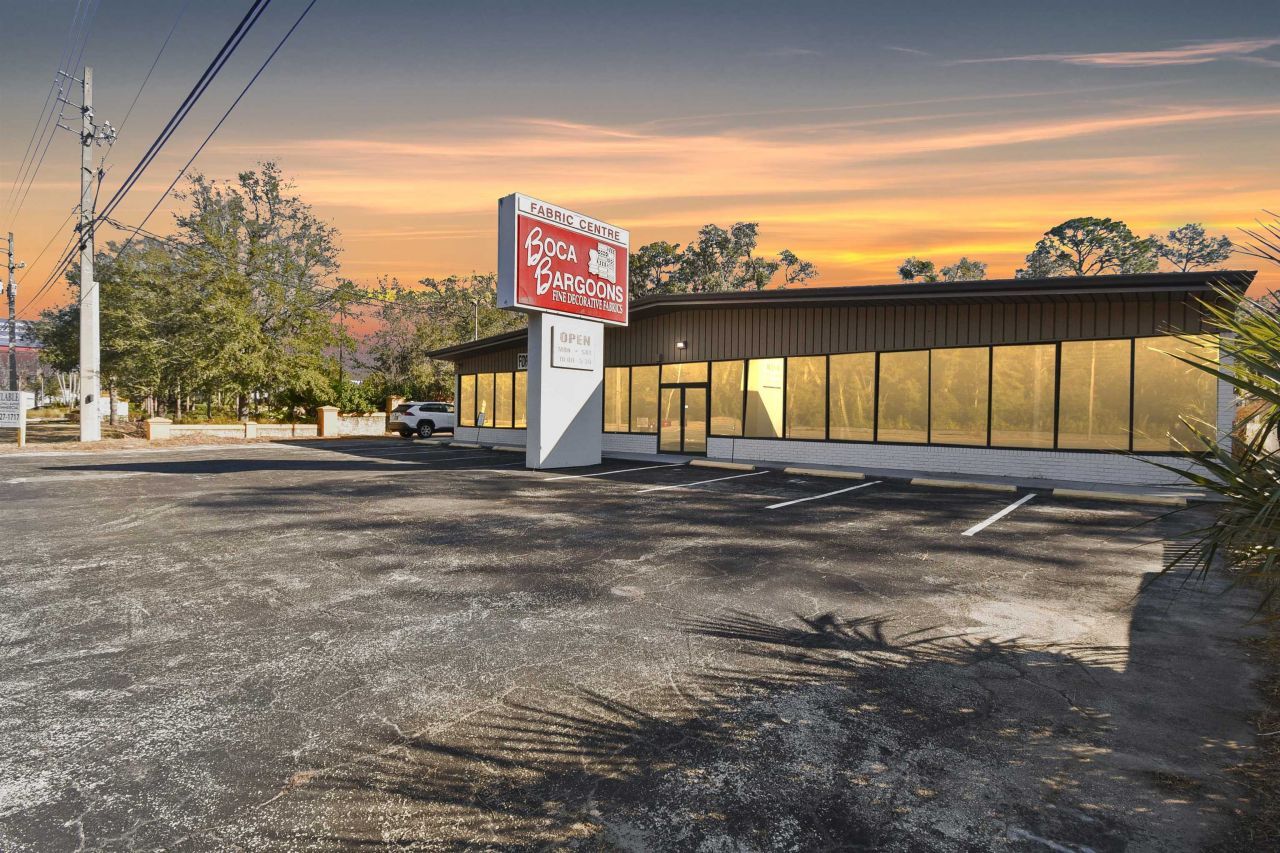 5953 Roosevelt Blvd, Jacksonville, FL 32244 Main Photo