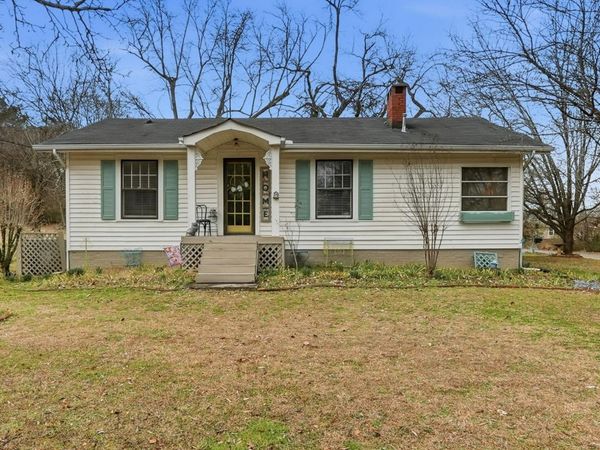 5429 School Drive, Hixson, TN 37343