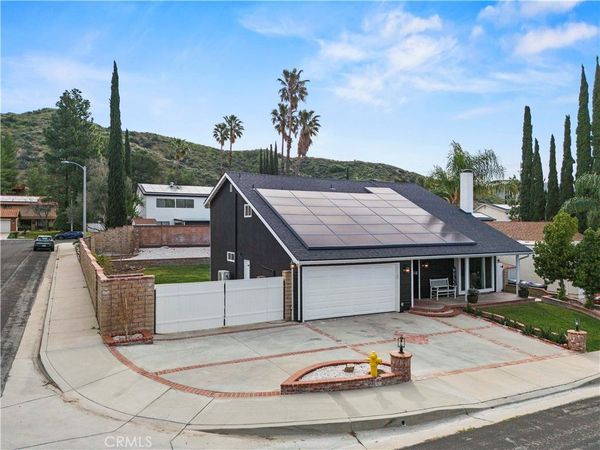 28972 Lotusgarden, Canyon Country, CA 91387