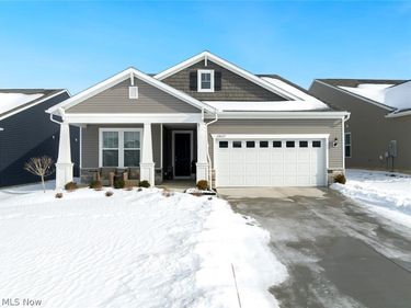 12827 Annabell Drive, Columbia Station, OH 44028