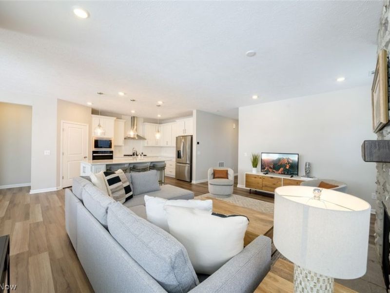 12827 Annabell Drive, Columbia Station, OH 44028 Photo 9