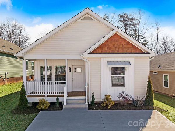 122 Bellamy Road, Asheville, NC 28806