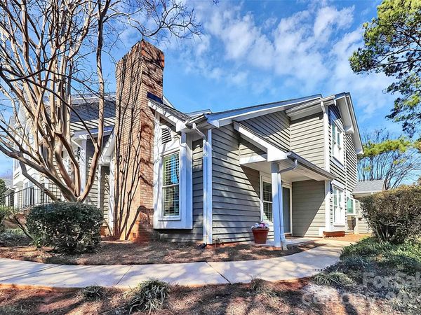 8233 Tradd Court, Charlotte, NC 28210