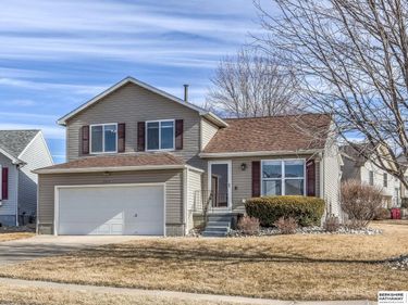 15454 Mormon Circle, Bennington, NE 68007
