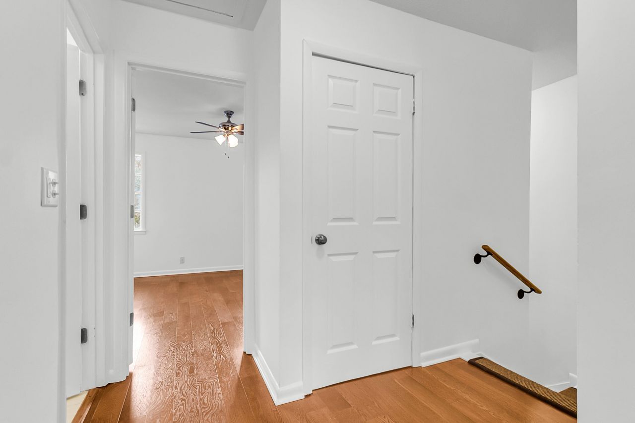 301 Lakeside Drive Photo 31