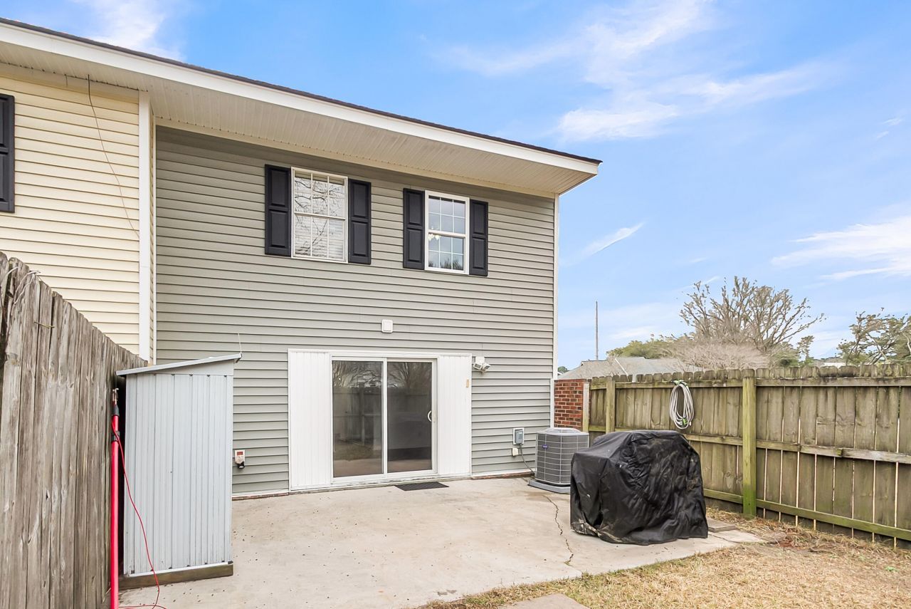 301 Lakeside Drive Photo 41