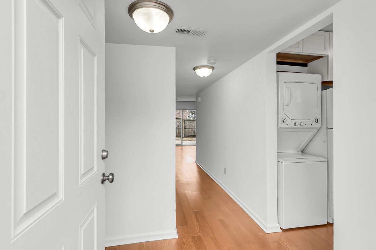 301 Lakeside Drive Photo 5