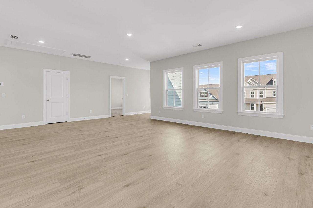 766 Maynard Lane Photo 26