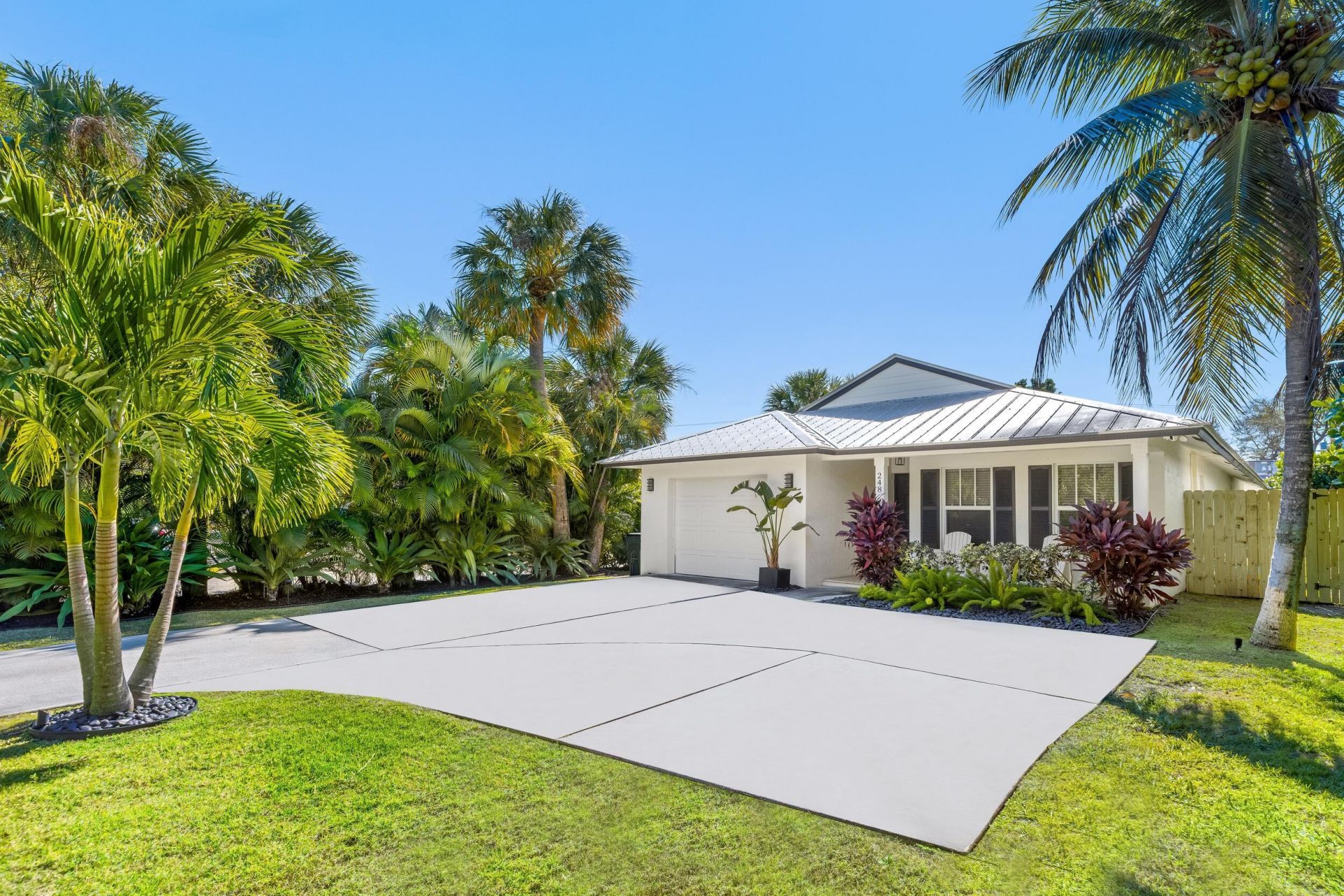 248 NE 9th Street, Delray Beach, FL 33444 Photo