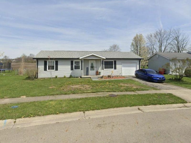 104 Channing Drive, London, OH 43140 Photo 1