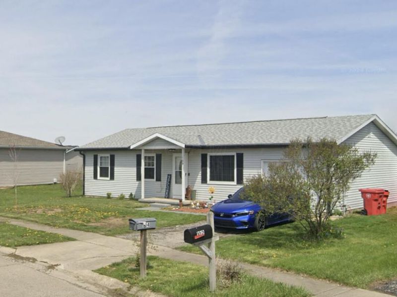 104 Channing Drive, London, OH 43140 Photo 3