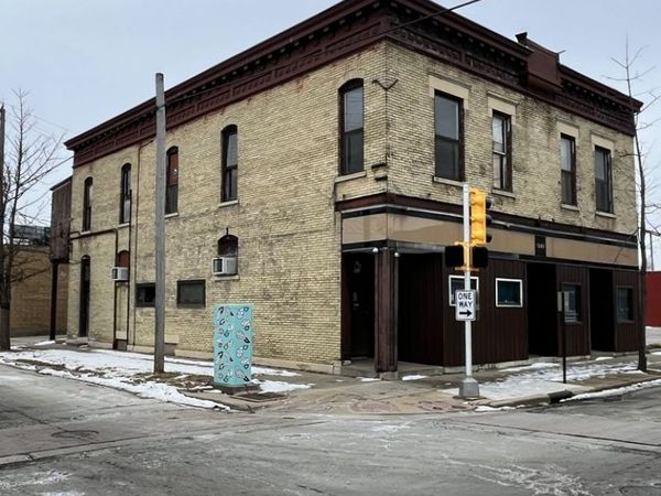 1241 Broadway, Rockford, IL 61104